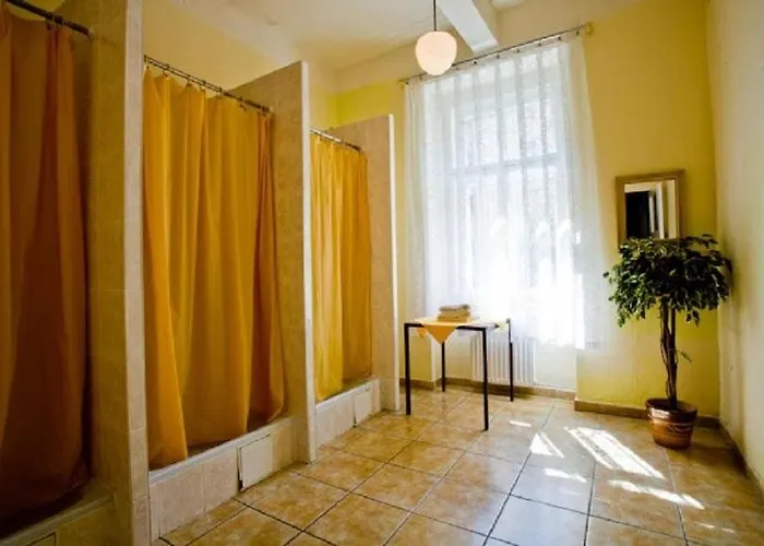 Dakura Hostel