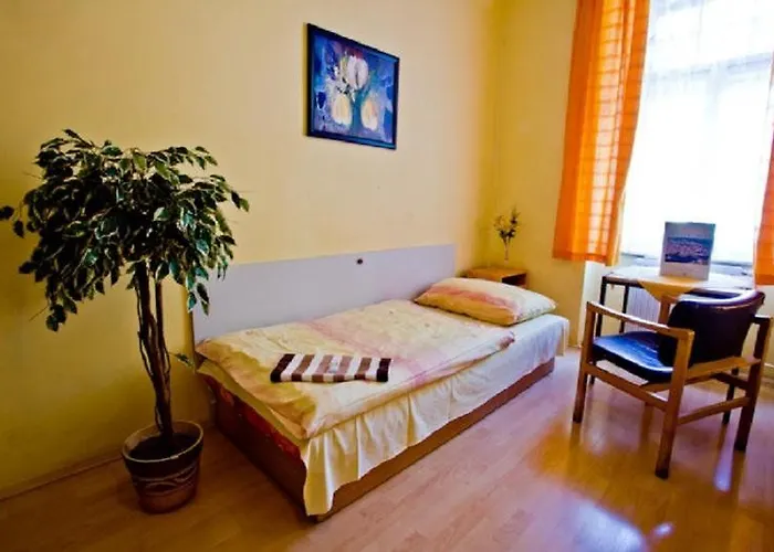 Dakura Vandrerhjem *